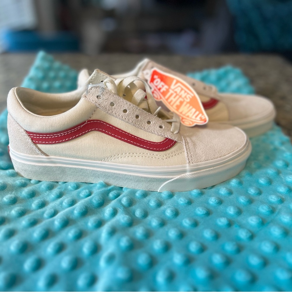 Vans - NWT